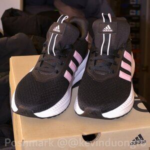 adidas WOMEN XPLR Path Sneaker , black/pink